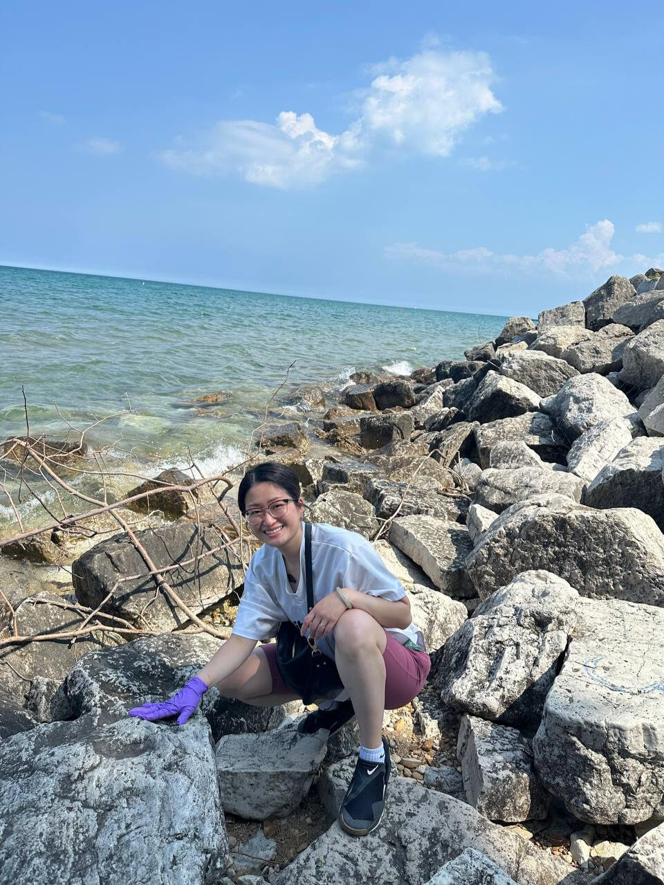 Hunting for fossils on the shores of Lake Michigan!